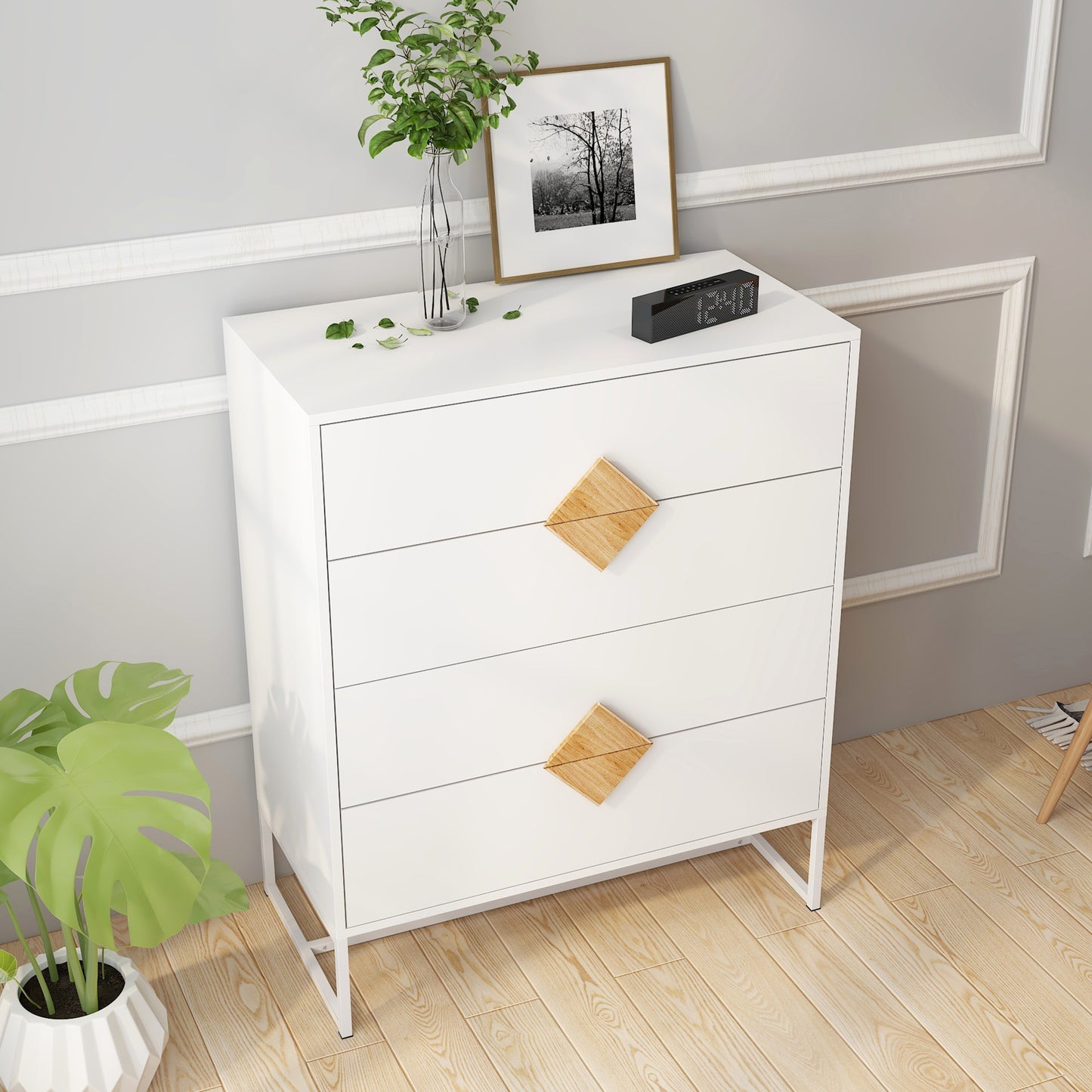 （缺货）Solid wood special shape square handle design with 4 drawers bedroom furniture dressers