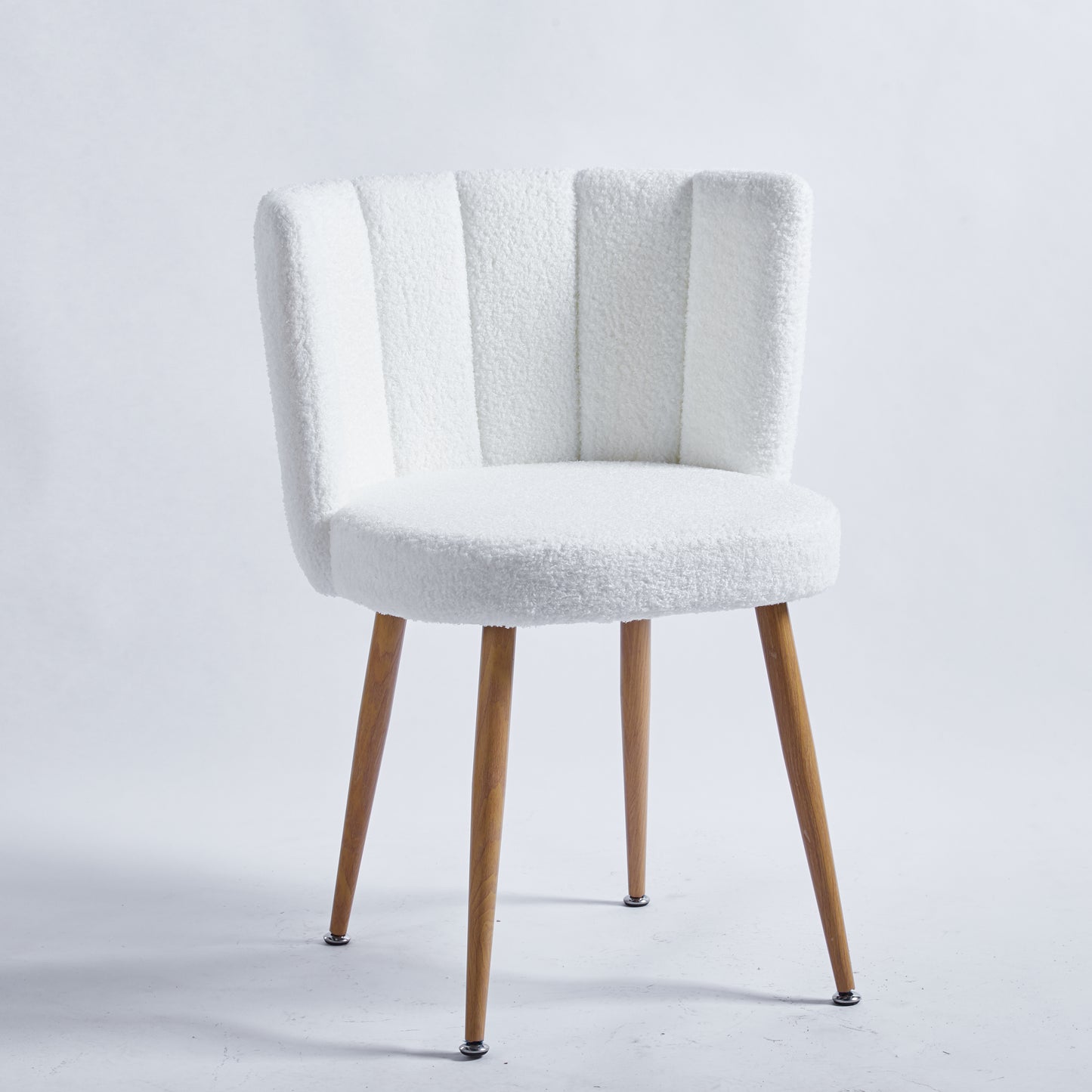 （预计9.22~9.29到货）Modern WHITE dining chair(set of 2 ) with iron tube wood color legs, shorthair cushions and comfortable backrest, suitable for dining room, living room, cafe, simple structure.