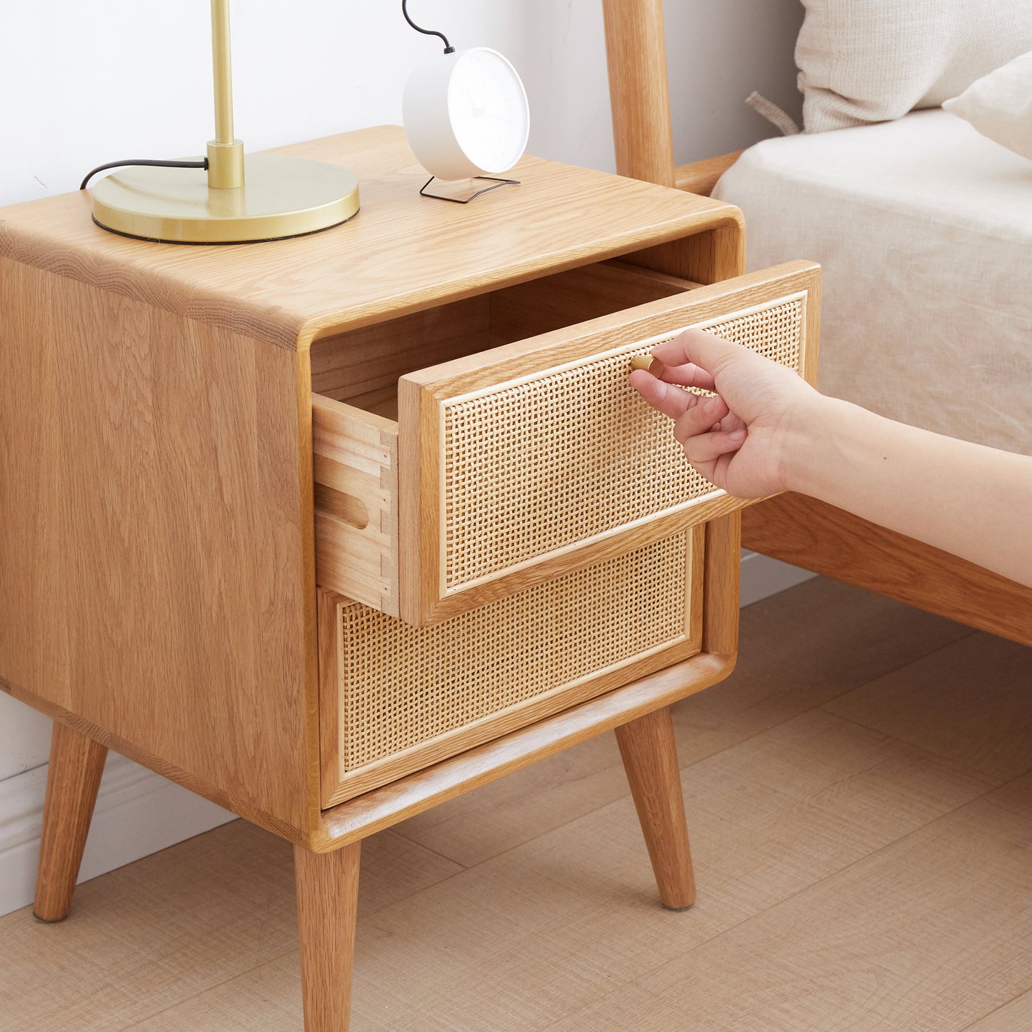 （最后1个）Pure Solid Wood Bedside Cabinet Modern Simple Nightstands North America Oak Bedside Cabinet Nordic Bedroom Solid Oak Storage Cabinet 0.4m