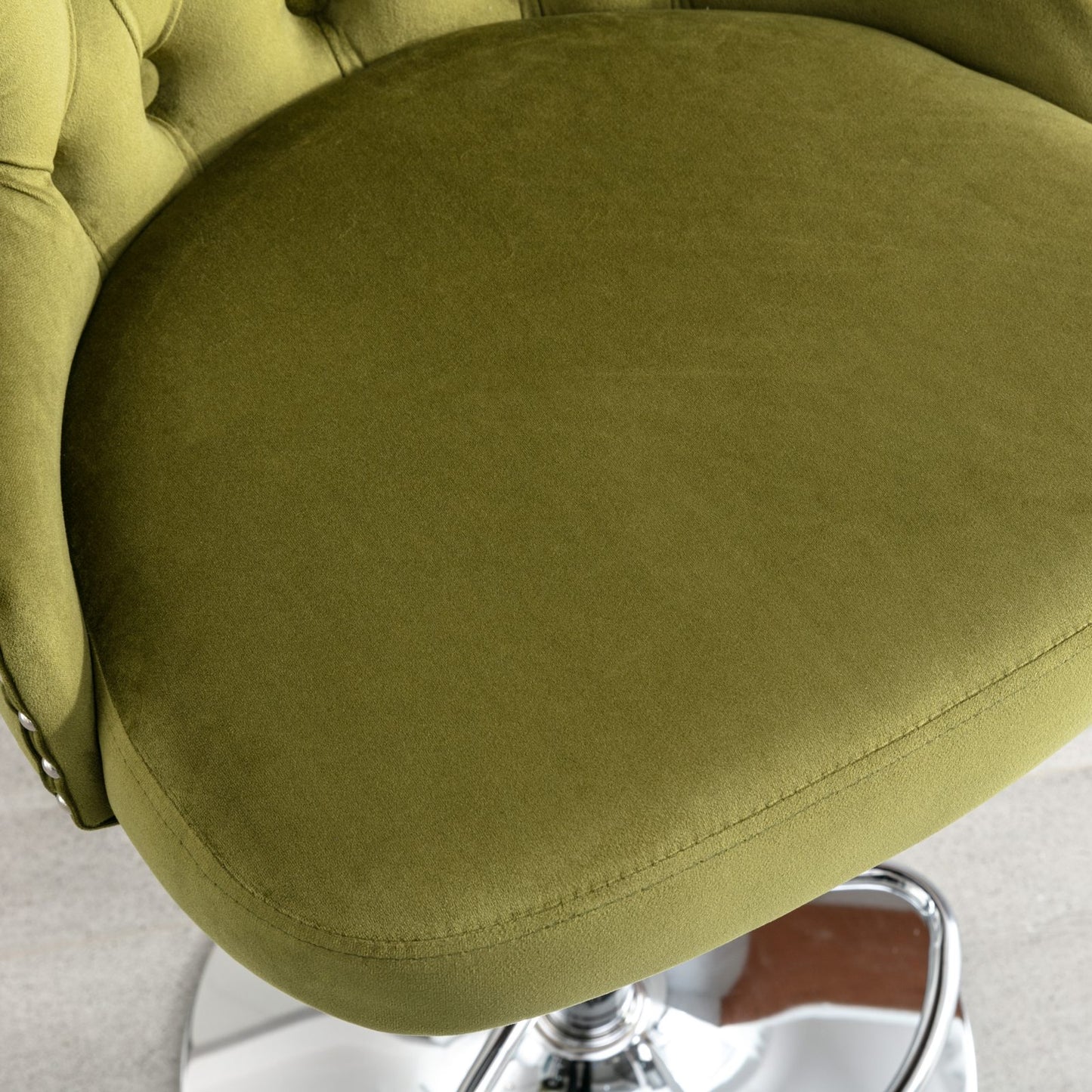 （缺货）Swivel Velvet Barstools Adjusatble Seat Height from 25-33 Inch, Modern Upholstered Chrome base Bar Stools with Backs Comfortable Tufted for Home Pub and Kitchen Island,Olive-Green, SW1844OL,Set of 2