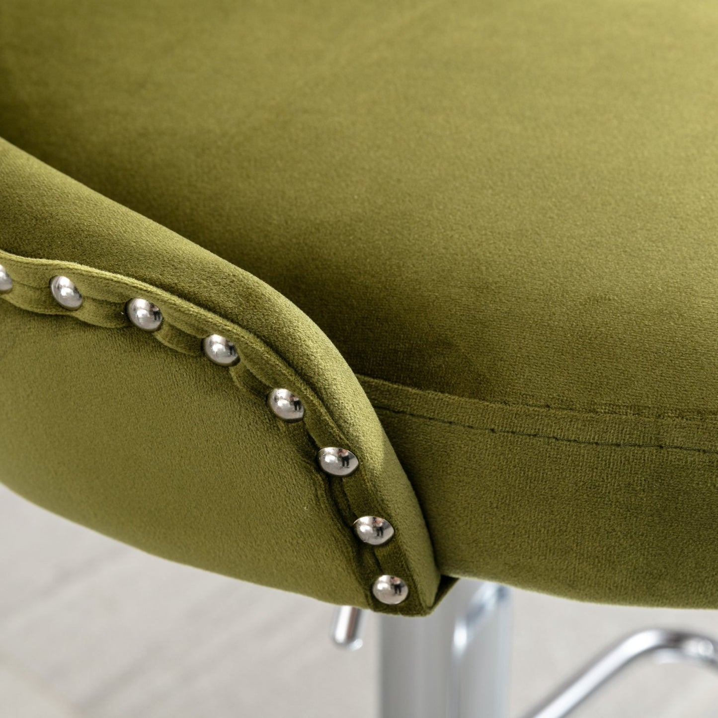 （缺货）Swivel Velvet Barstools Adjusatble Seat Height from 25-33 Inch, Modern Upholstered Chrome base Bar Stools with Backs Comfortable Tufted for Home Pub and Kitchen Island,Olive-Green, SW1844OL,Set of 2