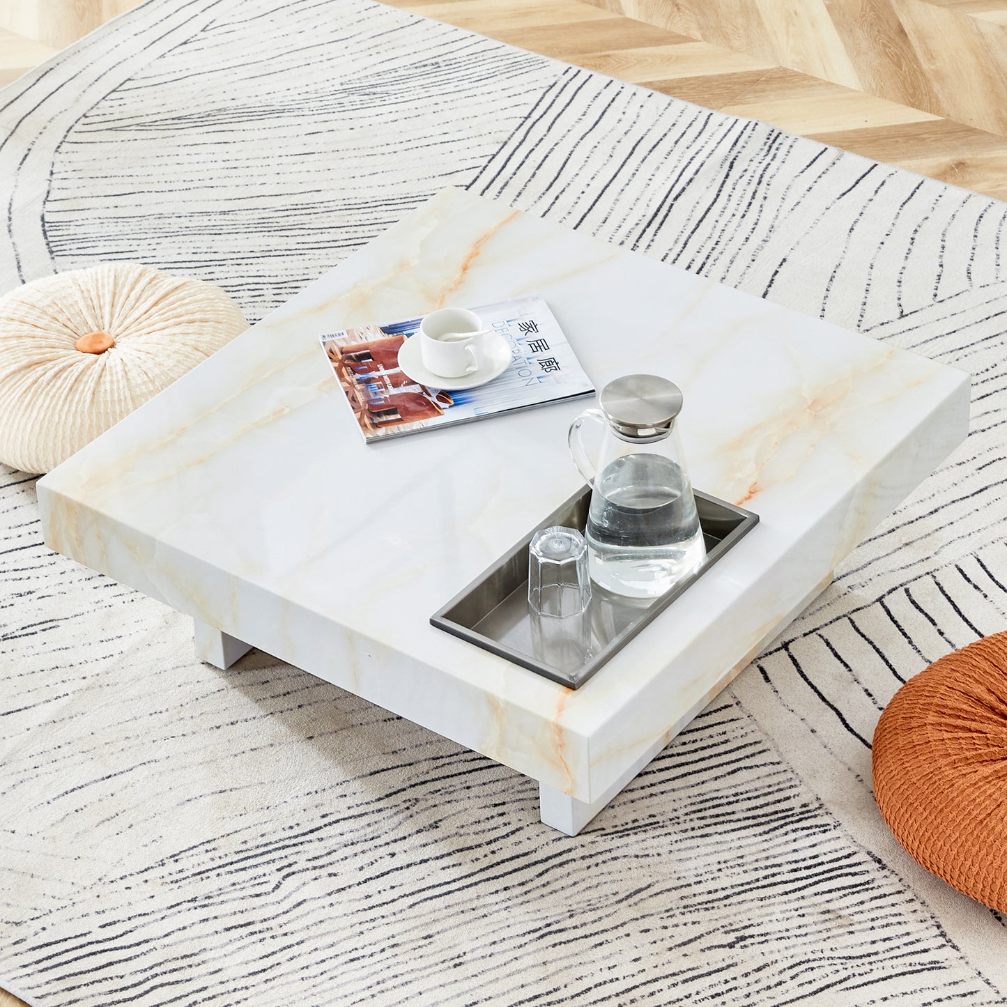 A modern and practical coffee table with imitation marble patterns, made of MDF material. The fusion of elegance and natural fashion 31.4"* 31.4"* 12 "