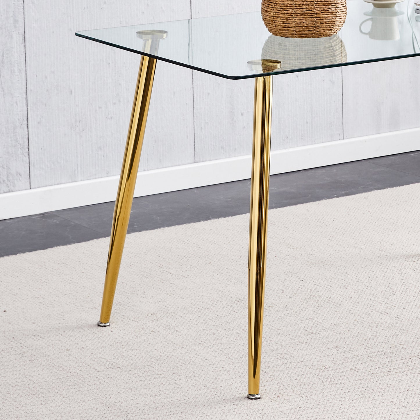 （预计2024-12-26 ~ 2025-01-02到货）Modern Minimalist Rectangular Glass Dining Table for 4-6 with 0.31" Tempered Glass Tabletop and Golden plating Metal Legs, Writing Table Desk, for Kitchen Dining Living Room, 51" *31"*30".F-1544