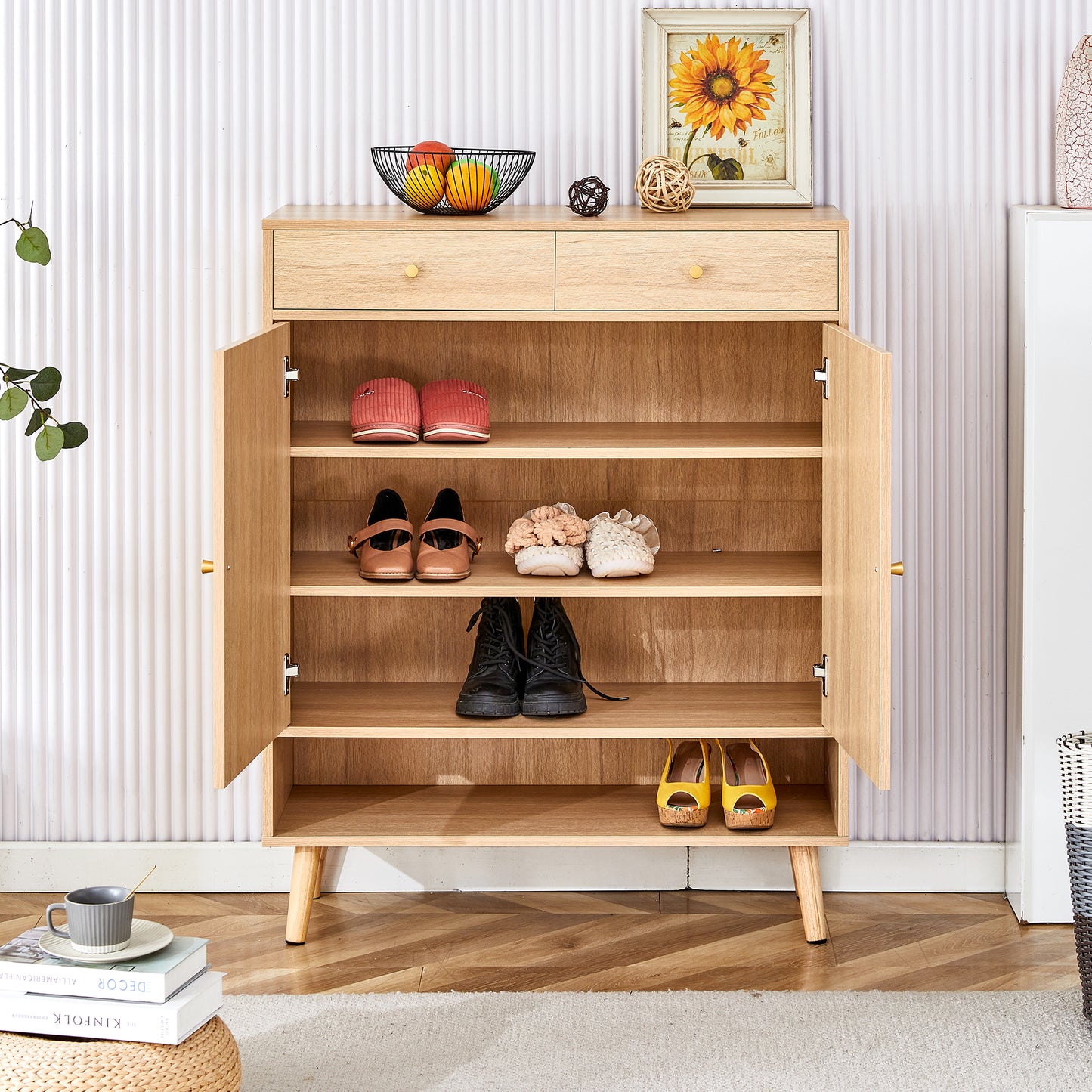 Modern minimalist storage cabinet, rattan shoe cabinet, bed top cabinet. Beautiful shape, suitable for corridors and living rooms.