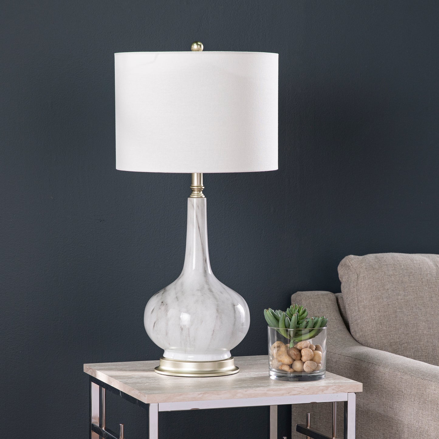 Nyledon Table Lamp w/ Shade